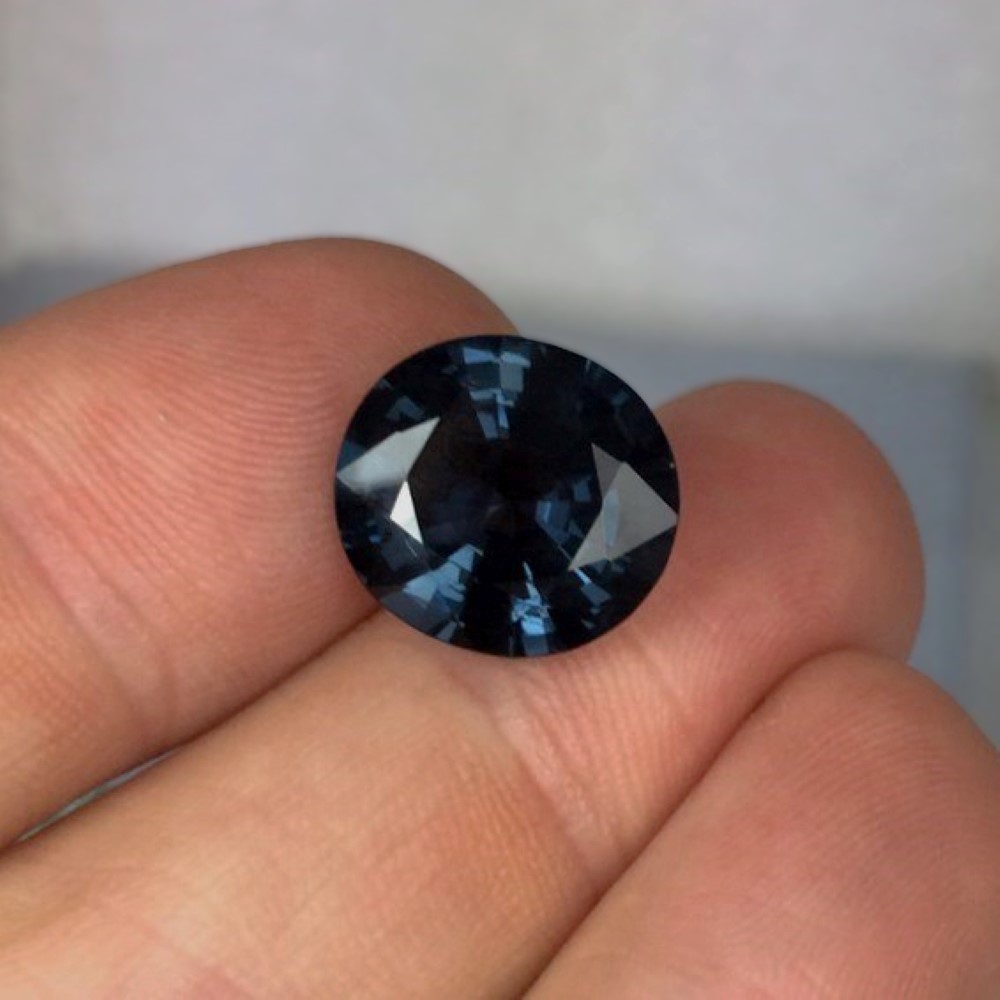 Huge Deep Blue Natural Burmese Spinel 8.91 carats GL Litnon.com
