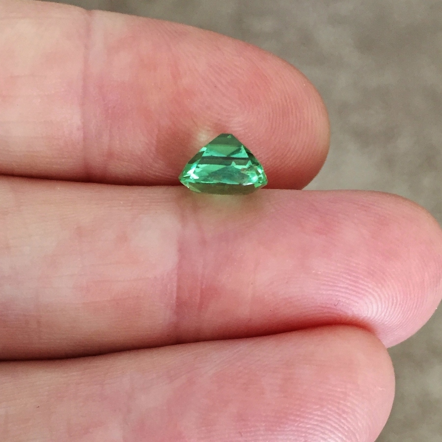  Open Color and Cut Green Tourmaline Afghanistan 2.99 ct  Litnon.com