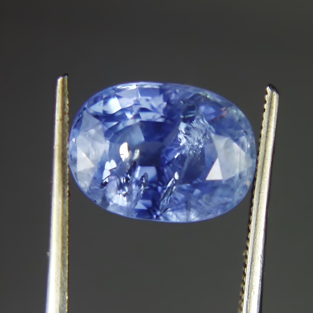 Huge and Bright With Fine Color Natural Ceylon Sapphire 5.28 ct  Litnon.com