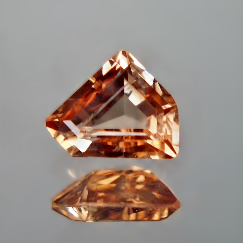  Rare Peach Golden Precious Topaz Russia 4.51 ct  Litnon.com
