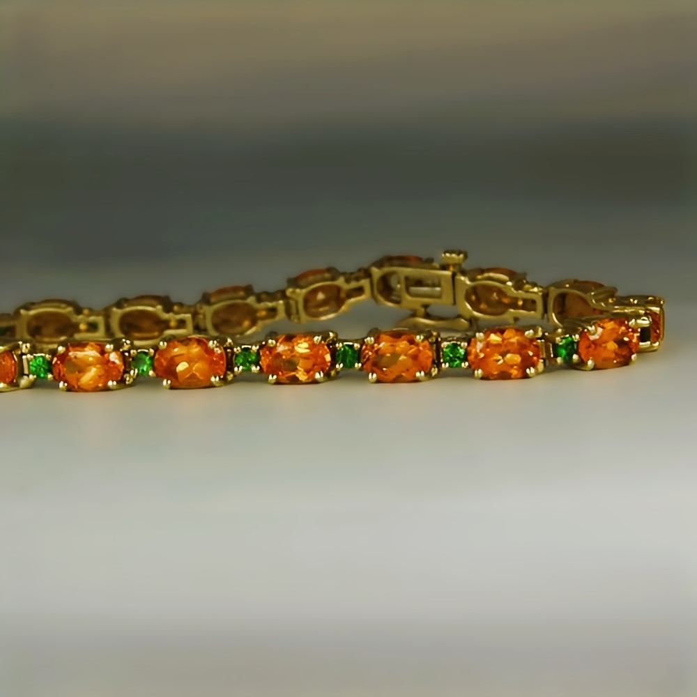 Mandarin Garnet and Tsavorite Garnet 14 kt Tennis Bracelet GL Litnon.com