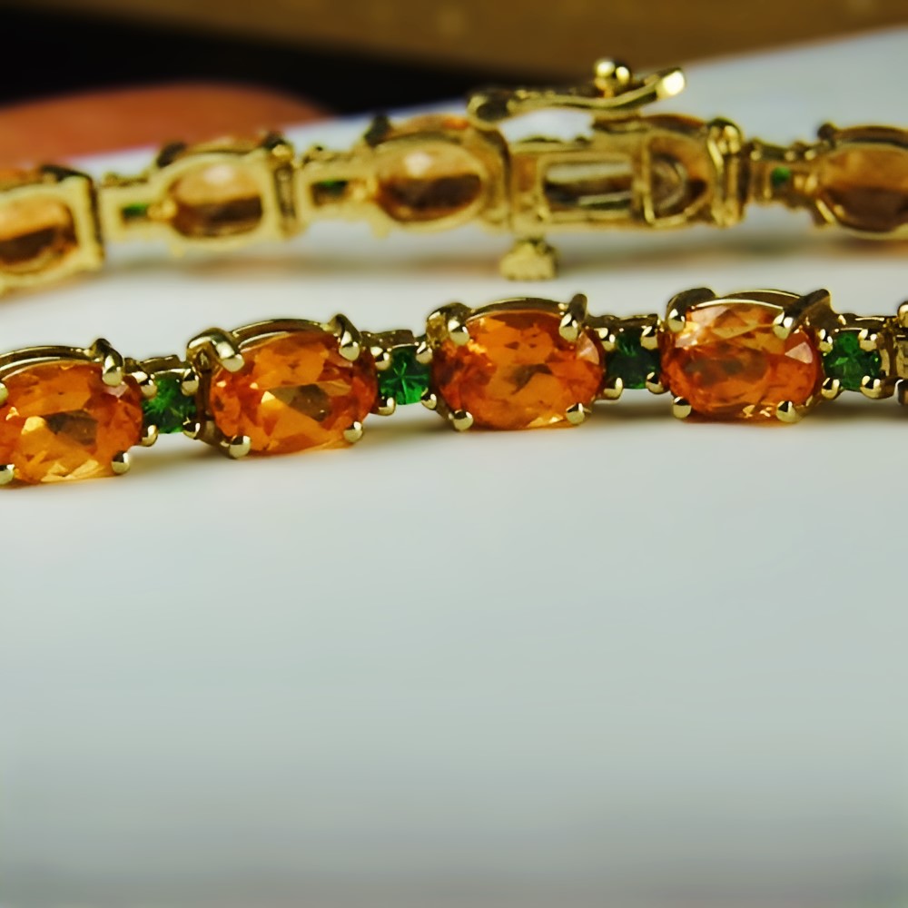 Mandarin Garnet and Tsavorite Garnet 14 kt Tennis Bracelet GL Litnon.com