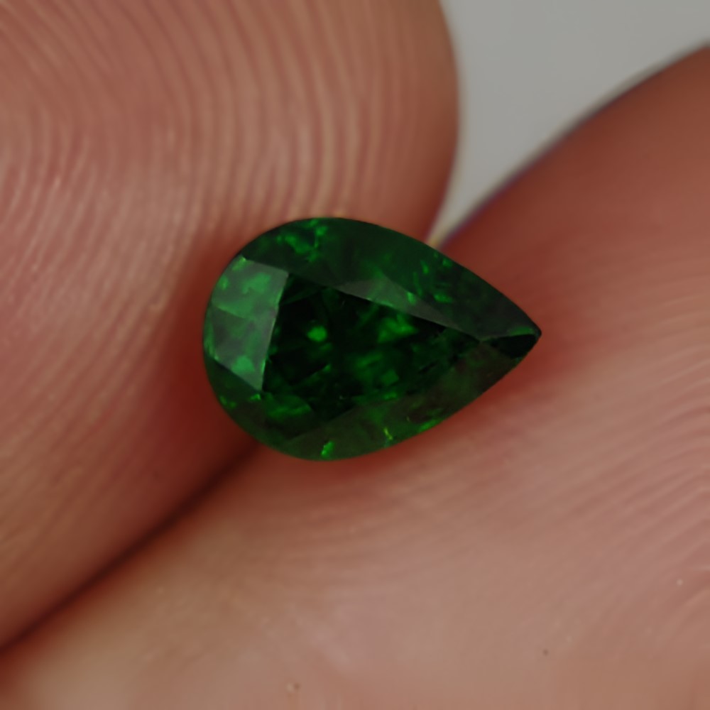 Intense Chrome Green Tsavorite Garnet Kenya 1.12 carats GL Litnon.com
