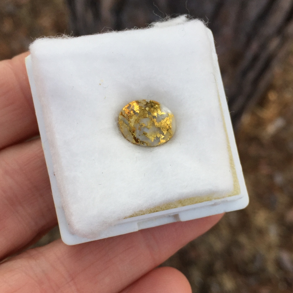 Super Rich Gold In Quartz Cabochon From California 4.75 Carats Litnon.com