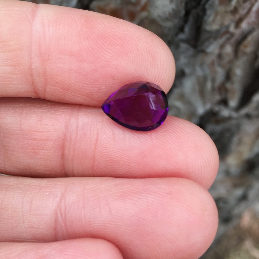 Old Stock Fine Color Brazil Amethyst 4.44 Carats Litnon.com