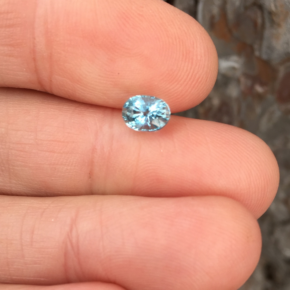 Nice Color and Bright Natural Aquamarine Nigeria 1.13 ct  Litnon.com