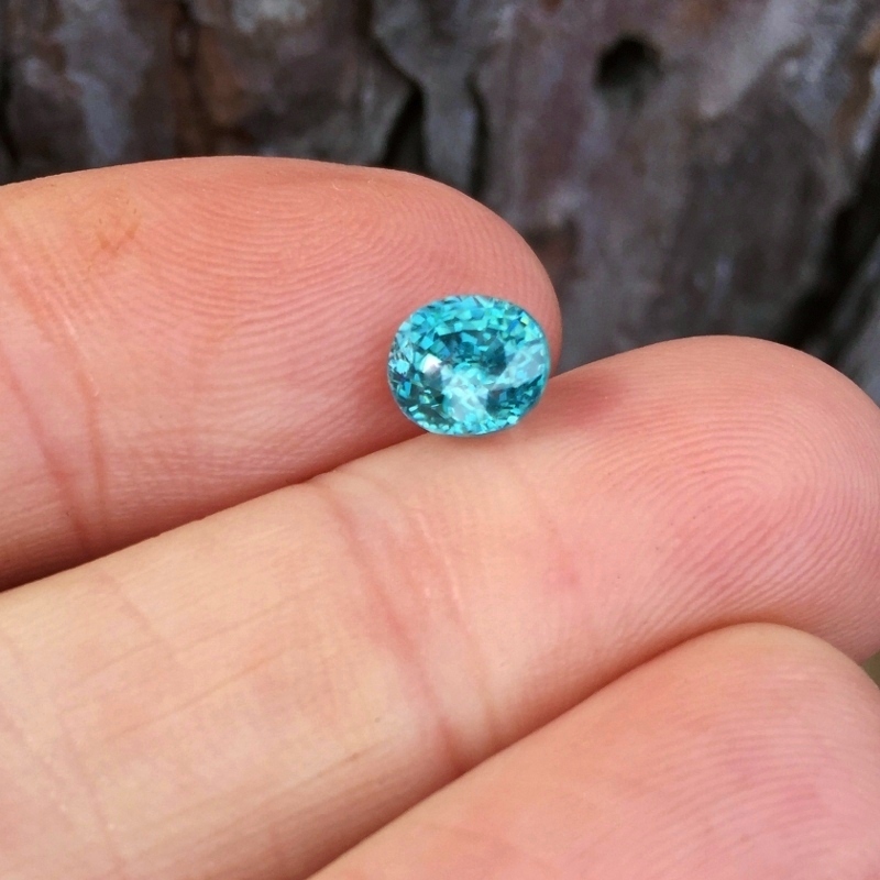 Brilliant Natural Intense Blue Zircon Cambodia 2.37 carats GLI Litnon.com