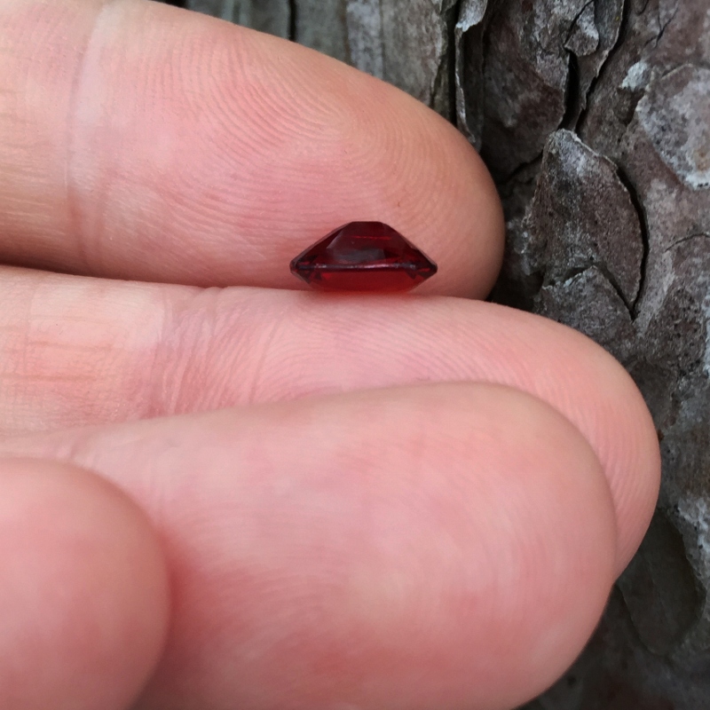 Crimson Red Natural Burmese Spinel 1.71 Carats Litnon.com