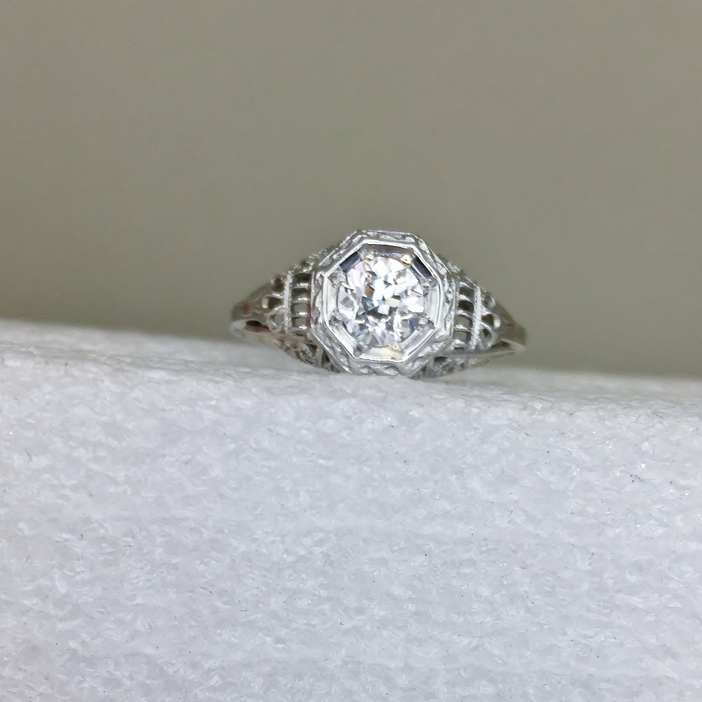 Antique Quality 18 Karat Filigree White Gold Euro Cut Diamond Ring  Litnon.com