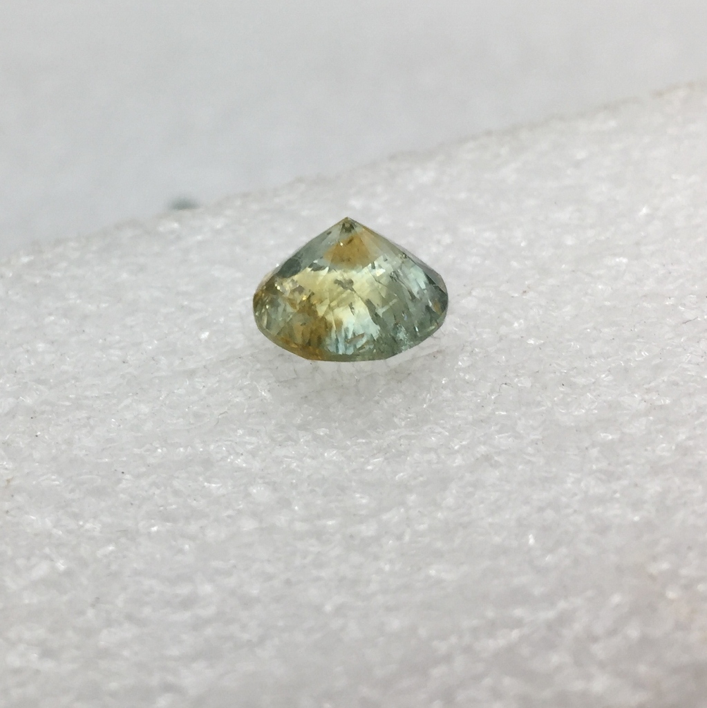 USA Cut Huge and Natural Montana Sapphire 4.24 Carats  Litnon.com