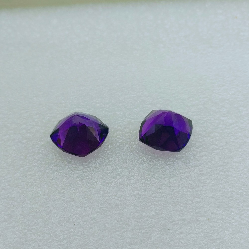 Deep Royal Purple Brazil Amethyst Pair 32.60 Carats Litnon.com