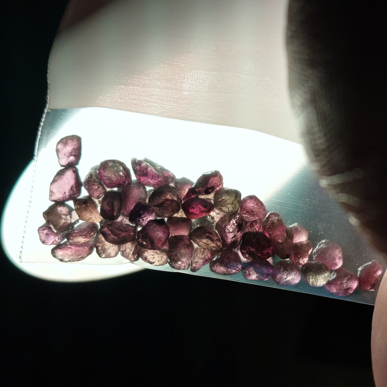 Pretty Colorshift East African Sapphire Facet Rough 16 grams Litnon.com