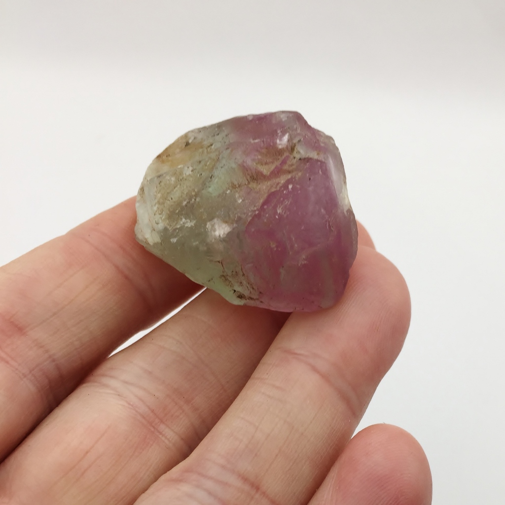 Fluorescent Bi-color Fluorite Specimen Facet Grade 34.4 Grams Litnon.com