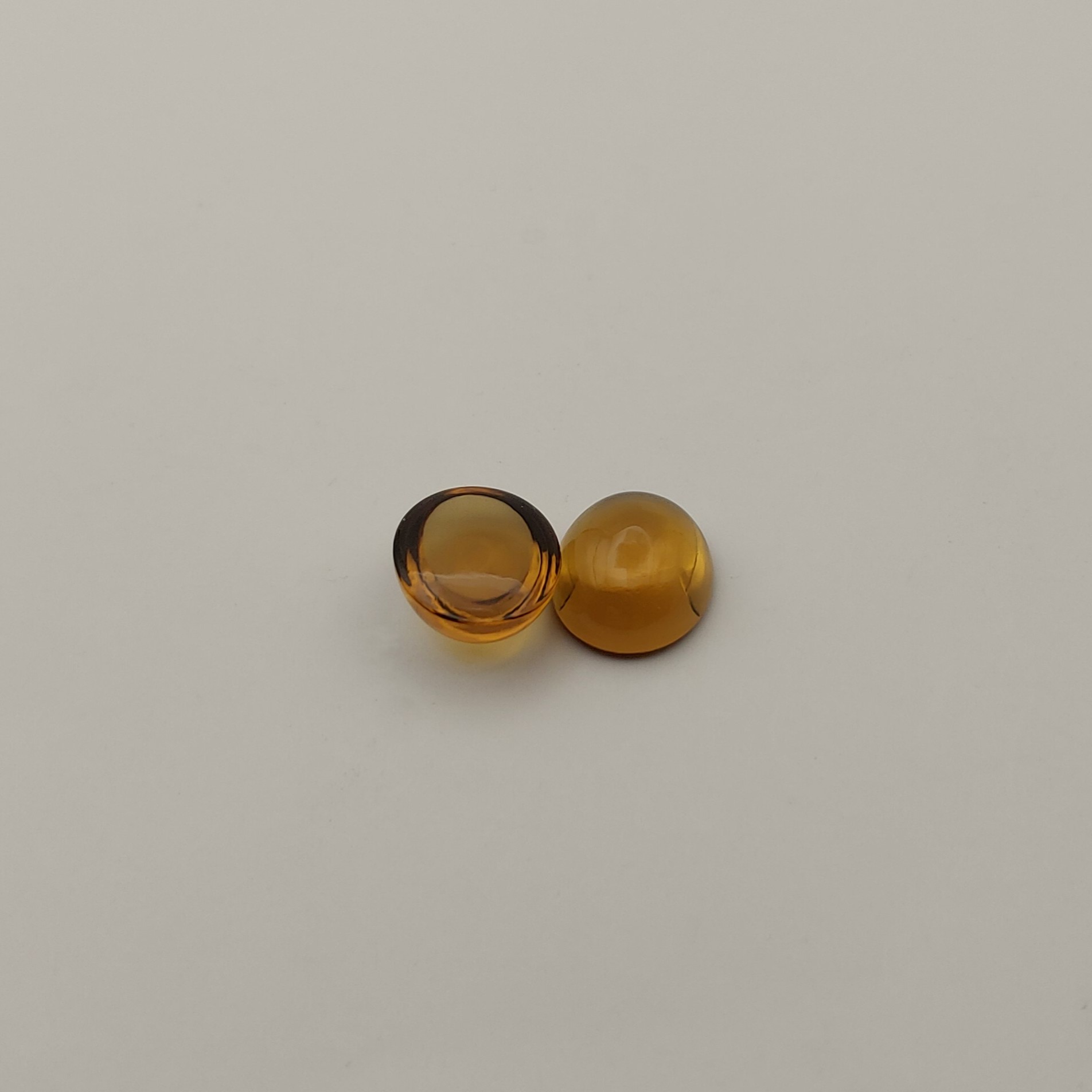 Pretty Color Honey Quartz Cabochon Ovals 9.30 Carats Litnon.com