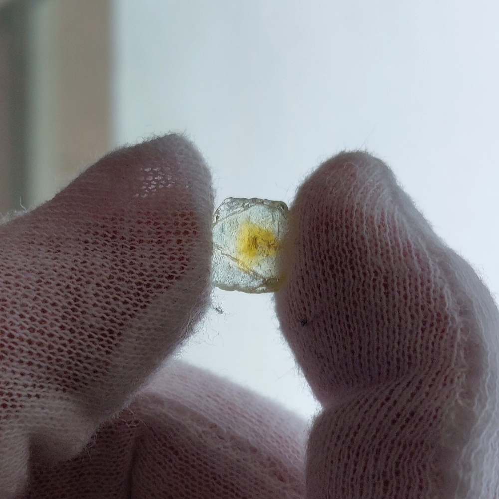 American Gem Natural Montana Sapphire Rough Flat 4.03 Carats Litnon.com