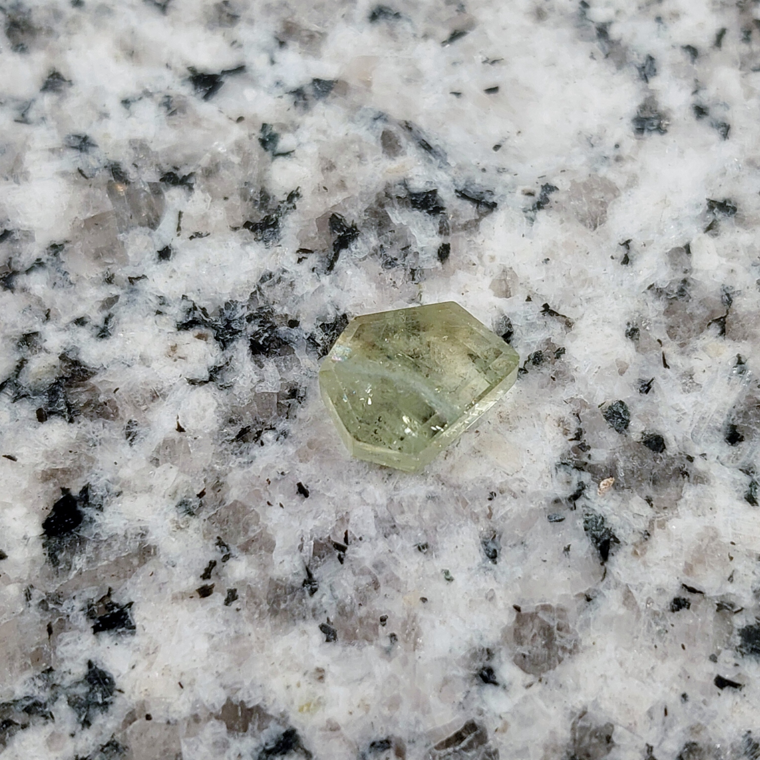 Natural Montana Sapphire Flat Cut 1.82 Carats Litnon.com