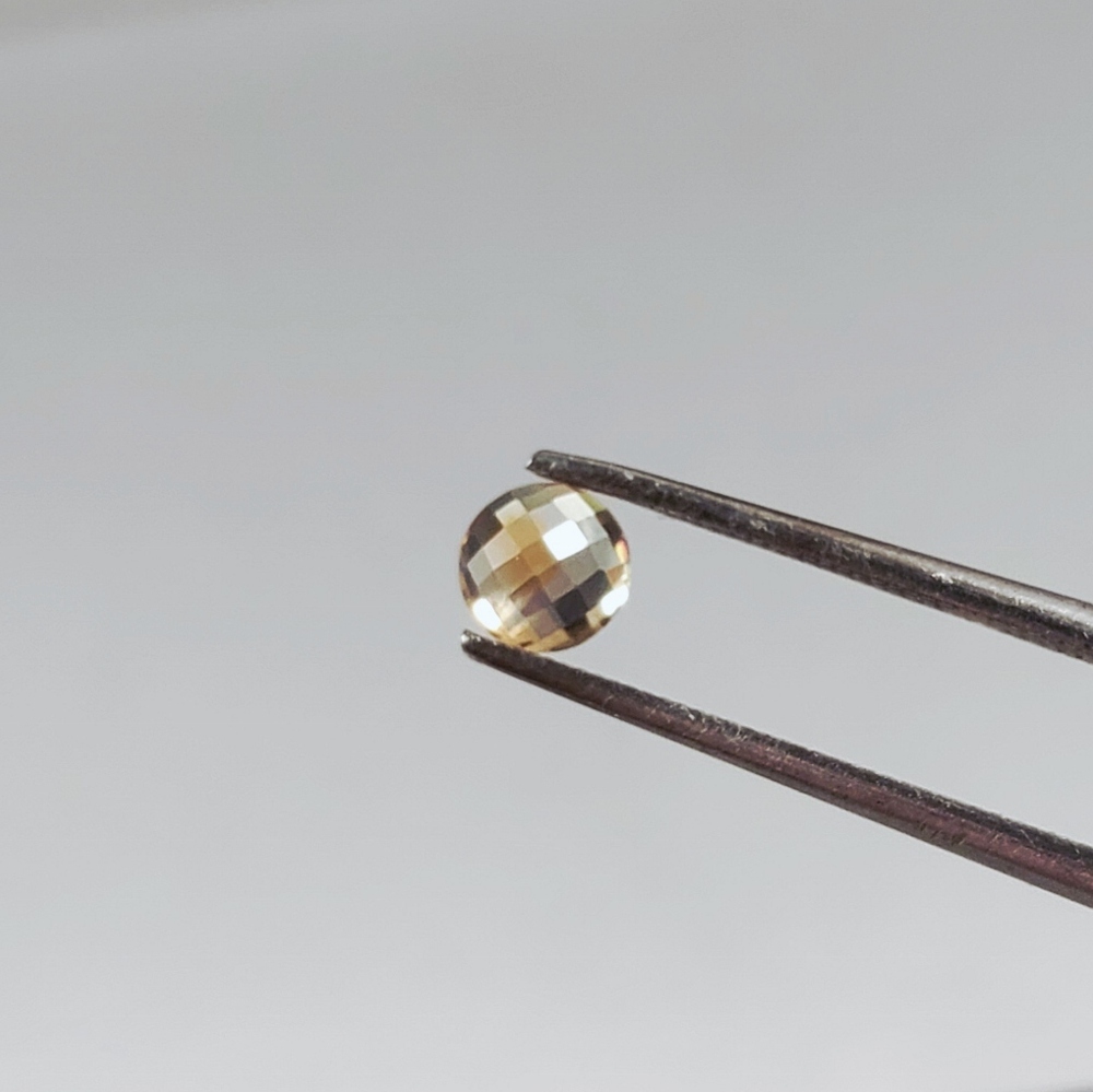 Natural Yellow Montana Sapphire Rose Cut  0.59 Carats Litnon.com