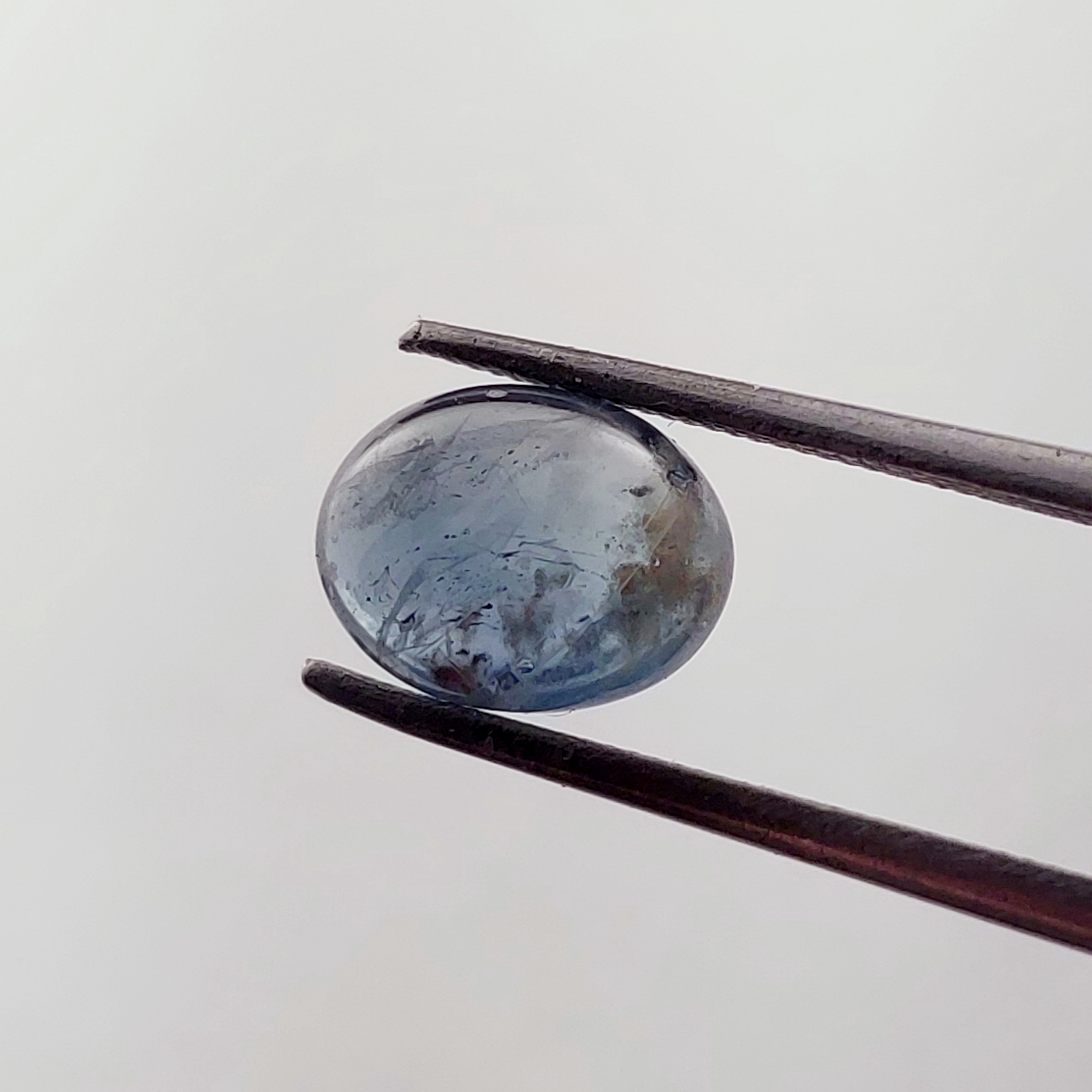 Pretty Ceylon Sapphire Blue Sapphire Cabochon 2.75 ct  Litnon.com