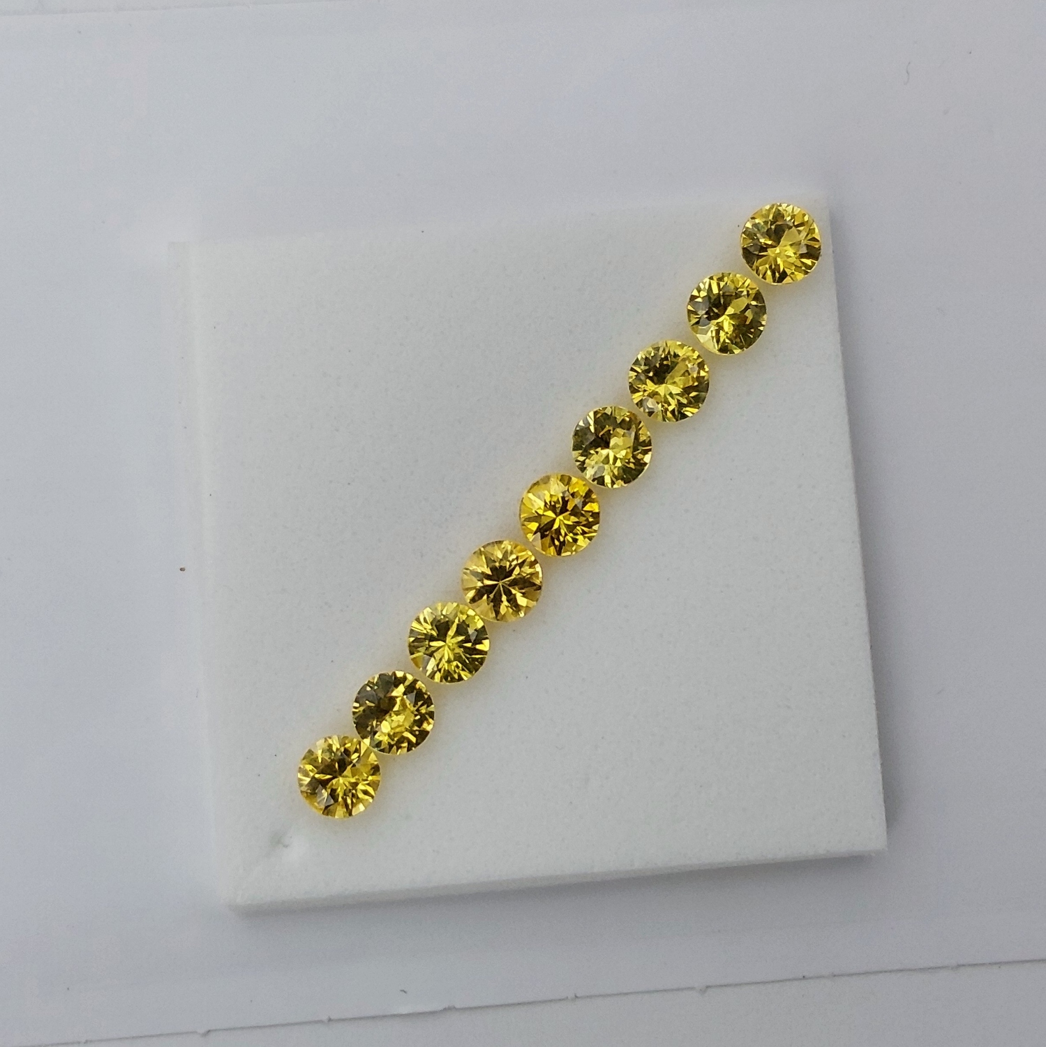 Bright and Pretty Yellow Montana Sapphire Suite 2.36 Carats Litnon.com