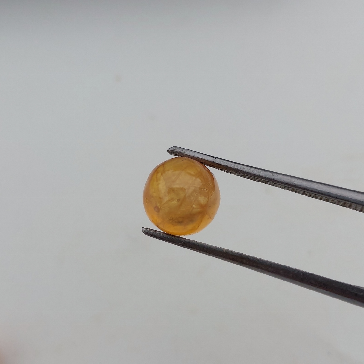 Big And Pretty and Natural Yellow Montana Sapphire Cabochon 2.60 Carats  Litnon.com