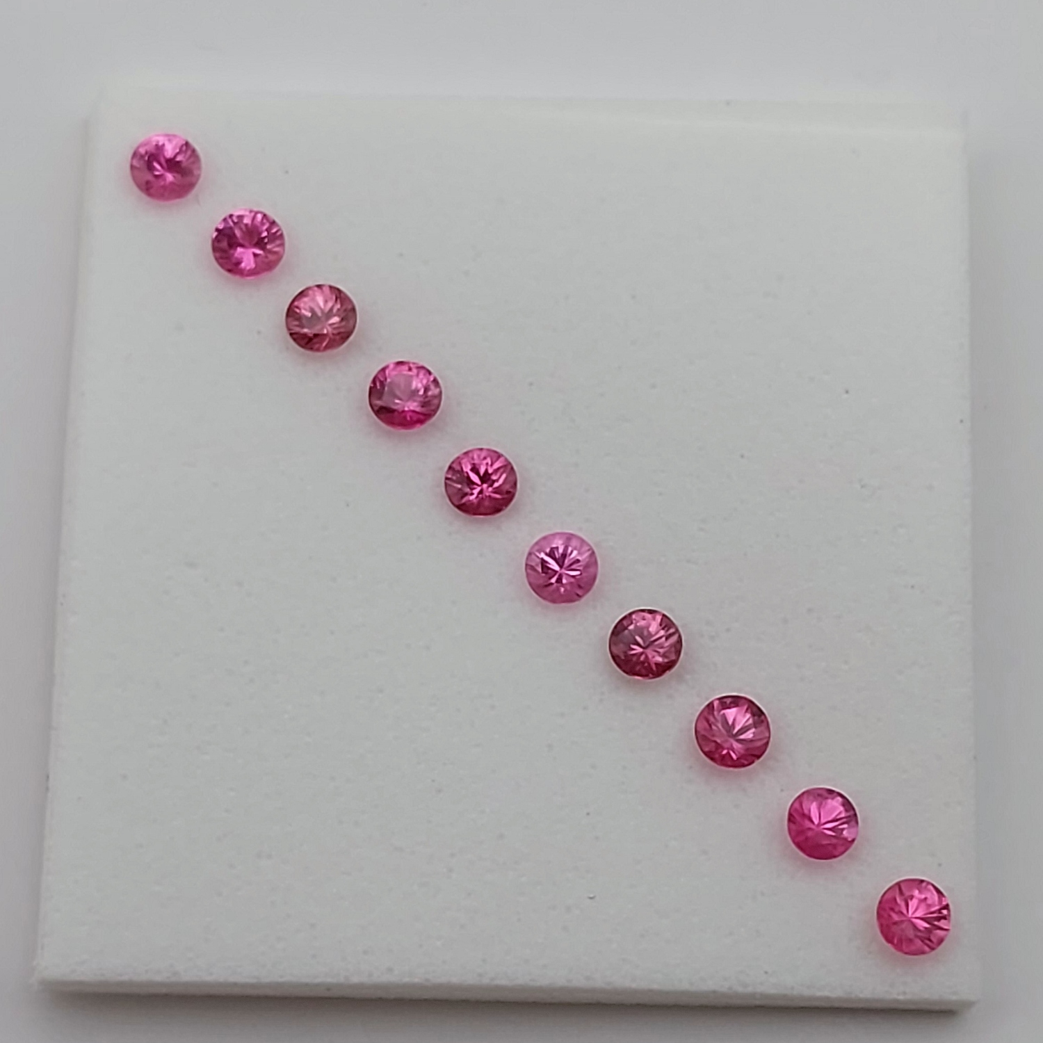 Pink Natural Burmese Spinel Lot 2.5 mm  Litnon.com