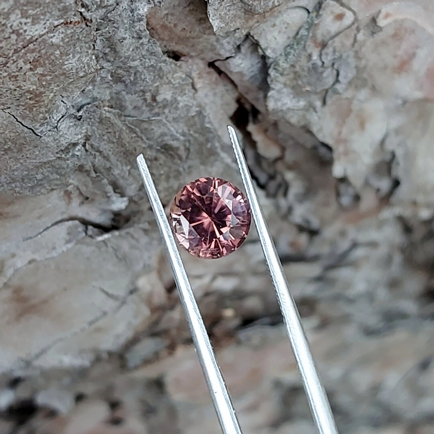 Collectors Color Mauve - Pink Tourmaline Nigeria  2.00 Carats Litnon.com