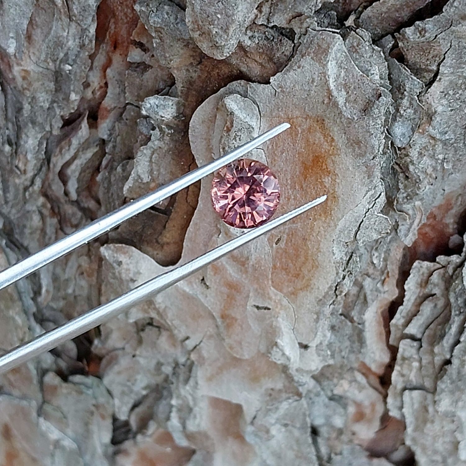 Collectors Color Mauve - Pink Tourmaline Nigeria  2.00 Carats Litnon.com