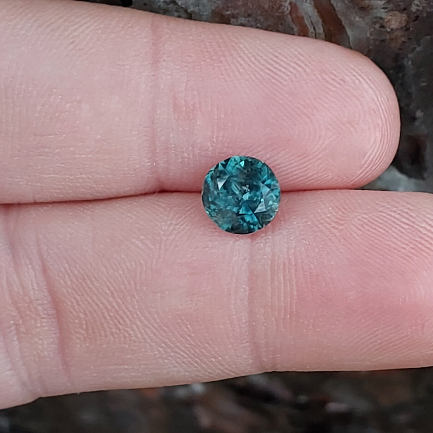 Large Natural Green Blue Montana Sapphire 2.58 Carats Litnon.com