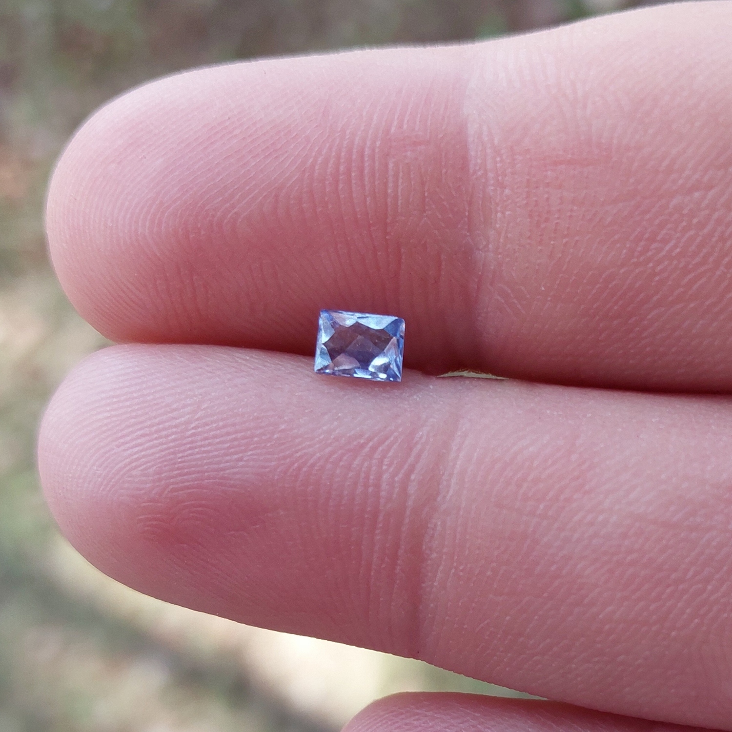 Blue to Purple Color-Shift Montana Sapphire 0.55 Carats  Litnon.com