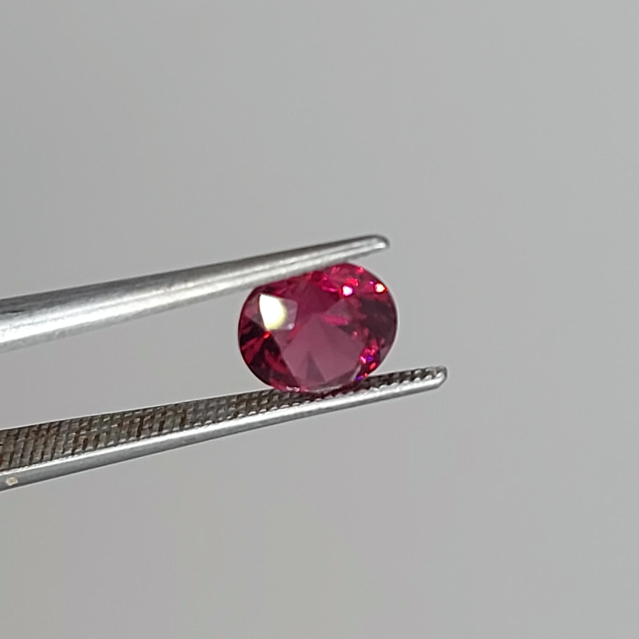 Umbalite - Rhodolite Garnet Tanzania Lot 1.69 Carats  Litnon.com