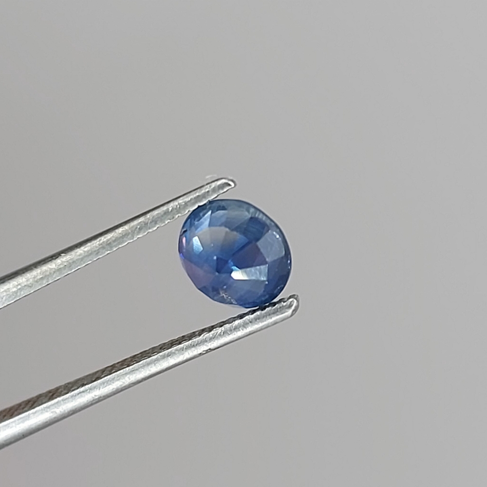  Royal Blue Natural Sapphire Thailand 0.60 Carats Litnon.com