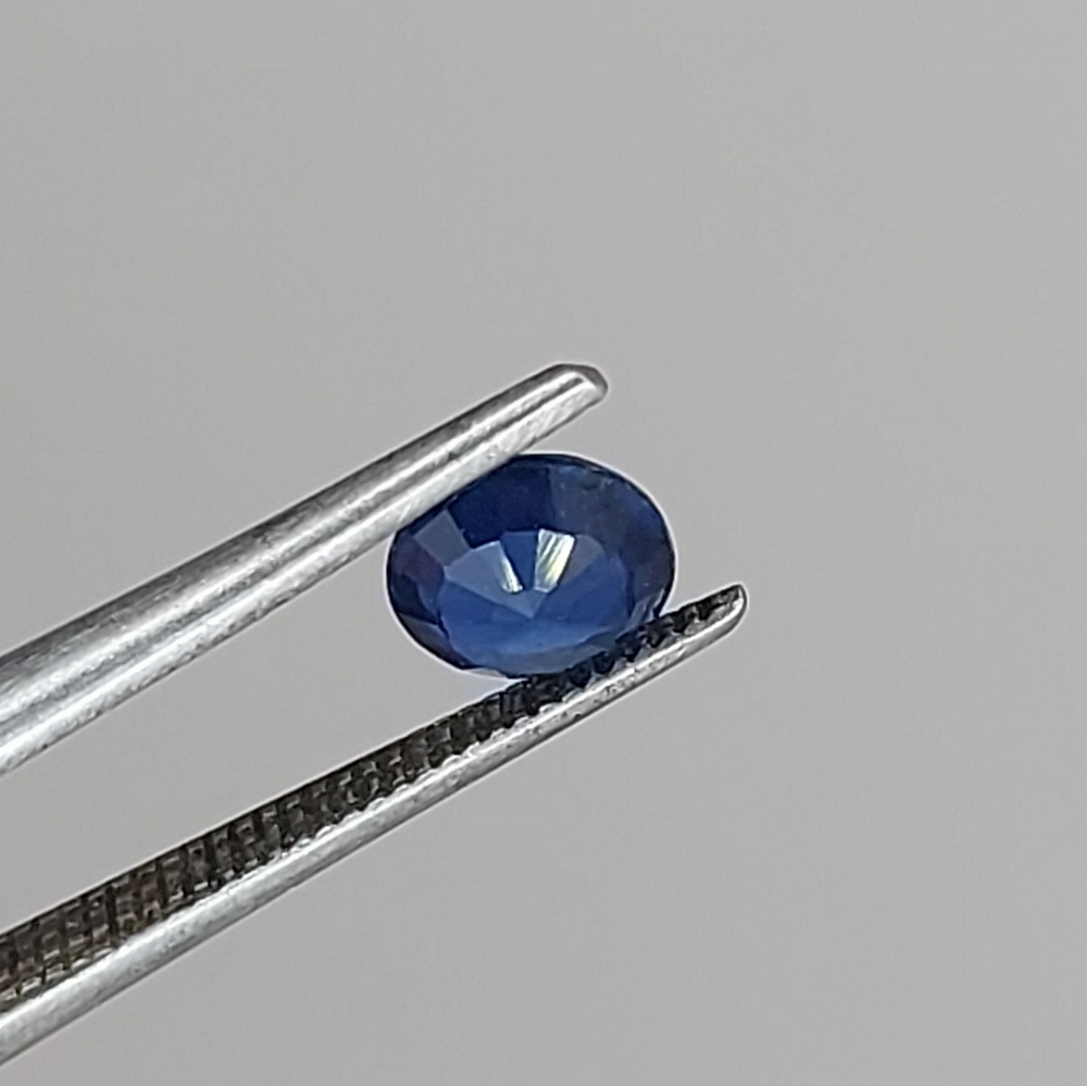  Royal Blue Natural Sapphire Thailand 0.55 Carats Litnon.com