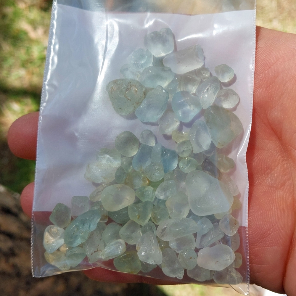 Clean Natural Color Blue Topaz Rough Brazil  65 grams Litnon.com