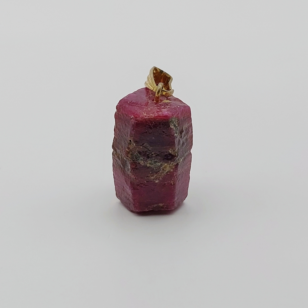 Natural Ruby Crystal Specimen 34.75 carats  Litnon.com