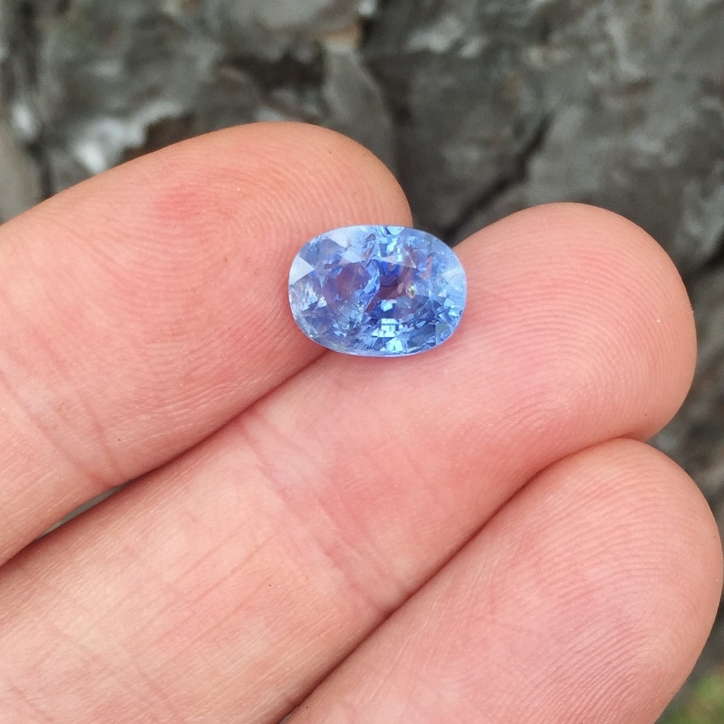 Big and Bright  Natural Ceylon Sapphire 5.28 ct  Litnon.com