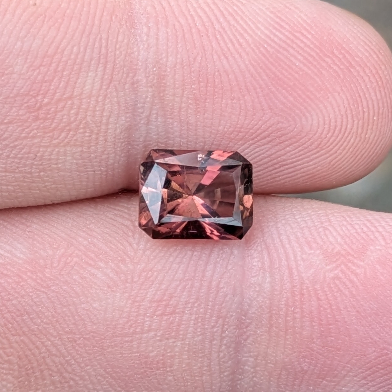 USA Cut Cranberry Red Tourmaline Nigeria 2.27 Carat Litnon.com