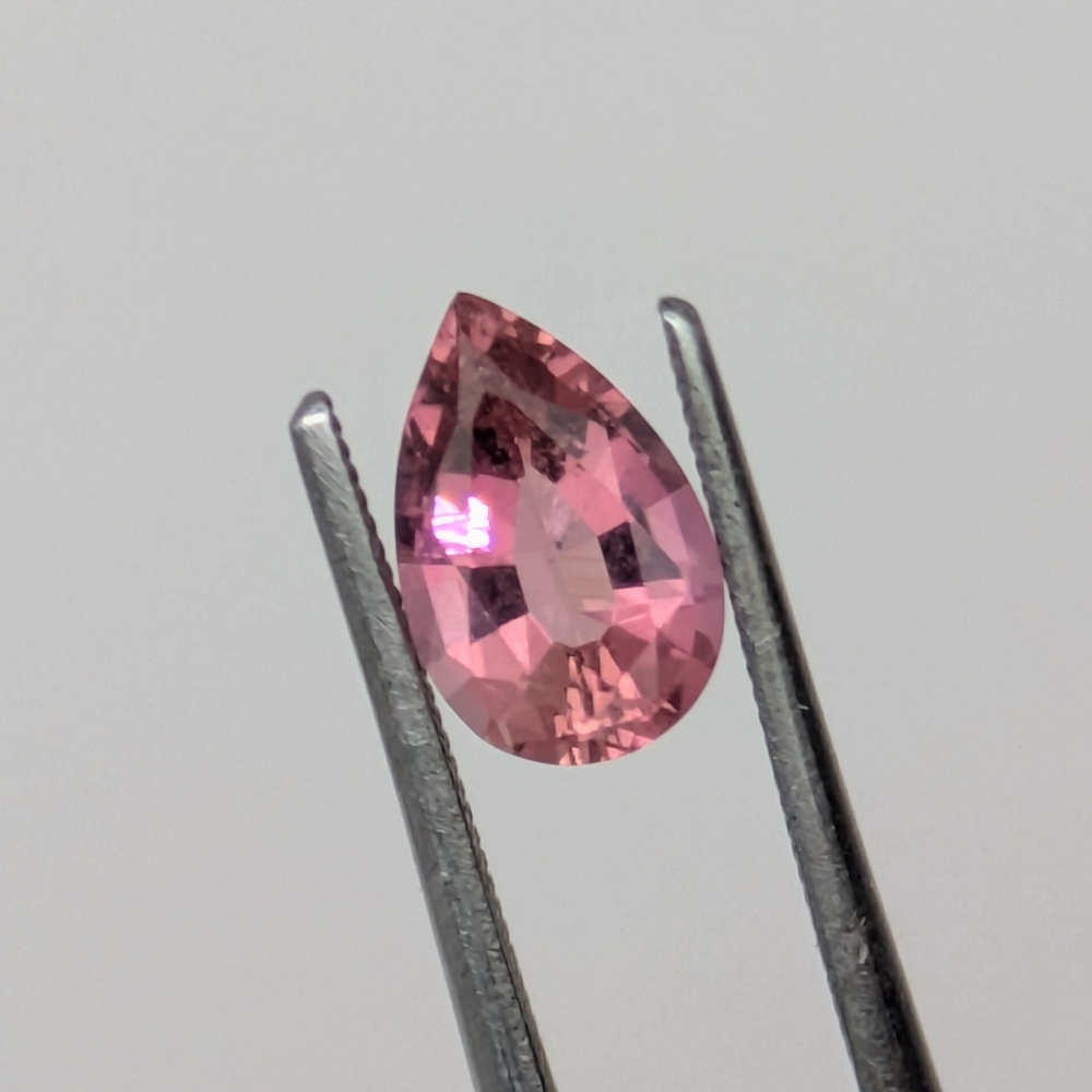 Light Pink Old Stock Pink Tourmaline Afghanistan 0.84 Carats  Litnon.com