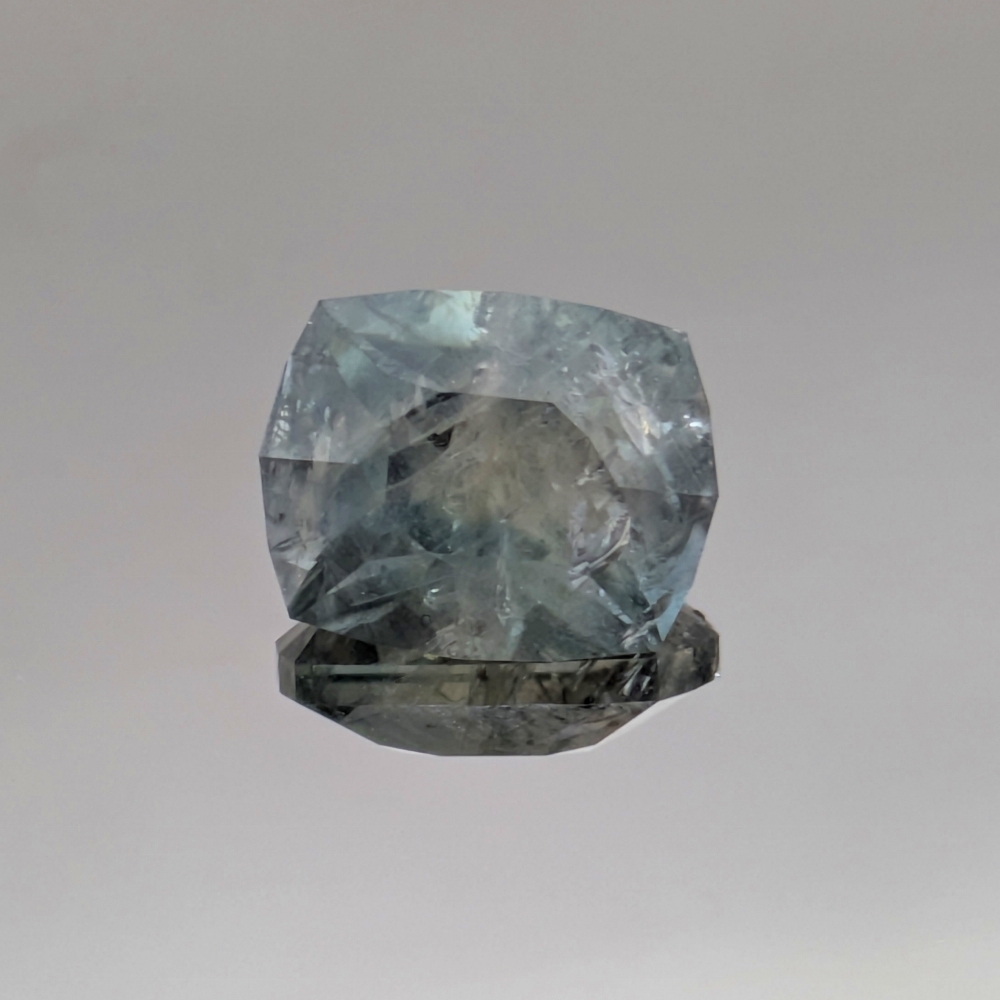 Large Natural Light Blue to Grey Montana Sapphire 3.17 Carats Litnon.com