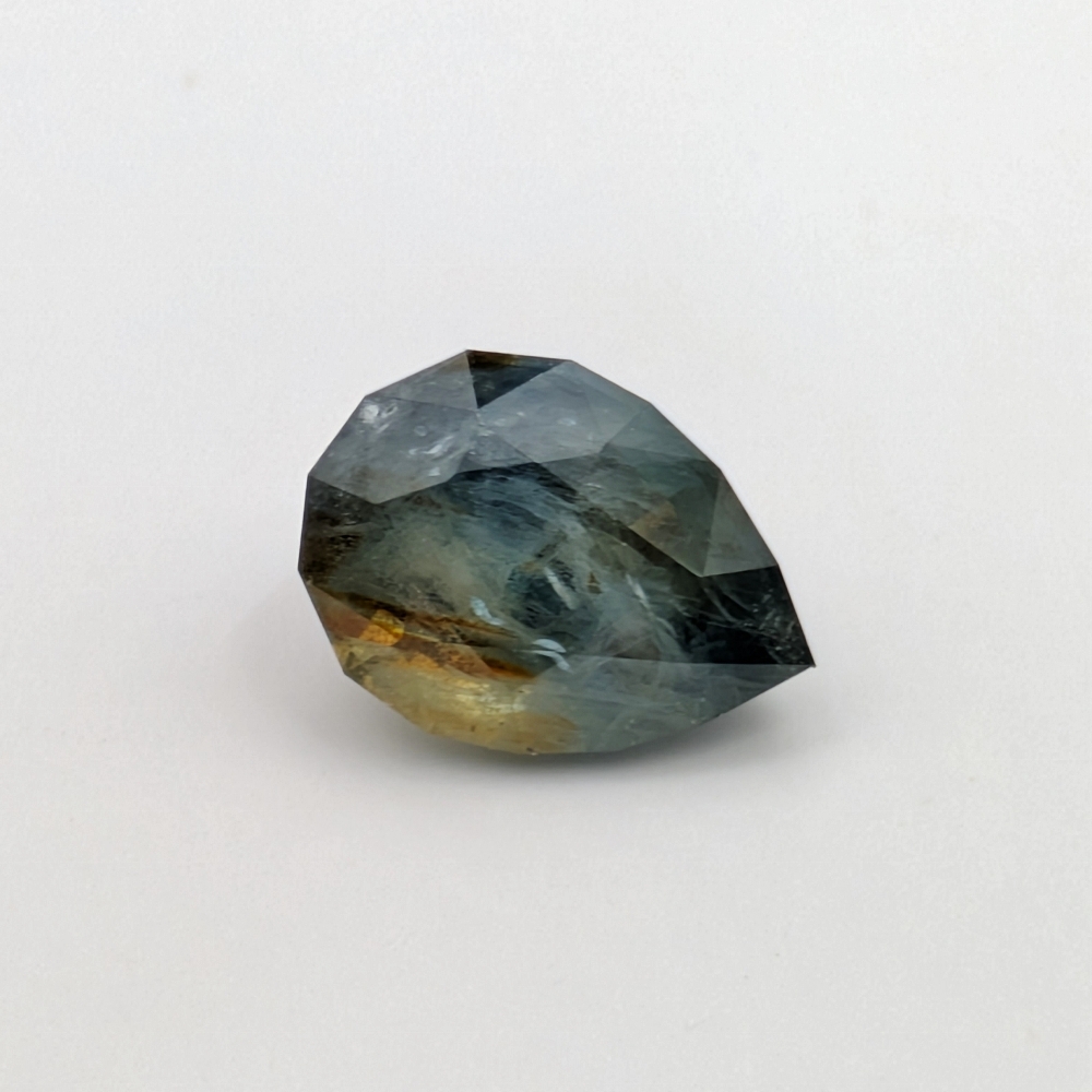 Large Natural Blue Montana Sapphire With Yellow Yolk 2.95 Carats Litnon.com