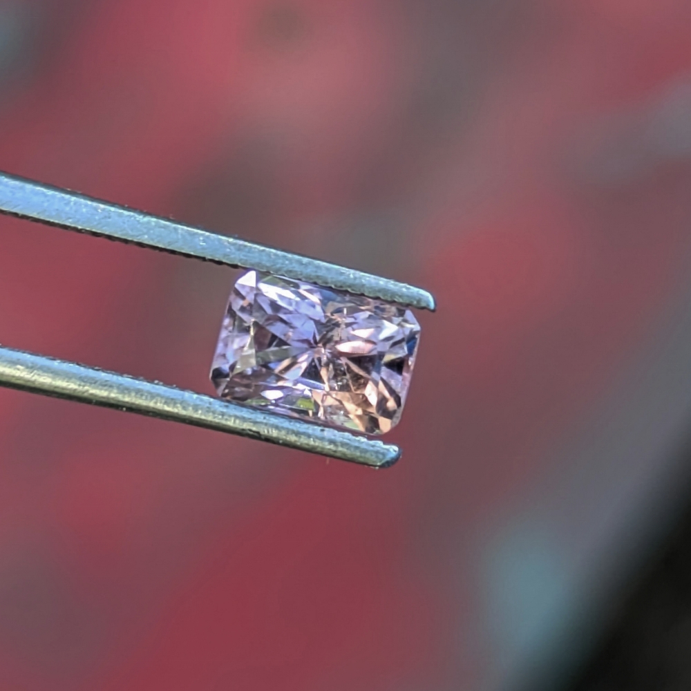 Bright Light Ice Pink Tourmaline Afghanistan 0.67 carats Litnon.com