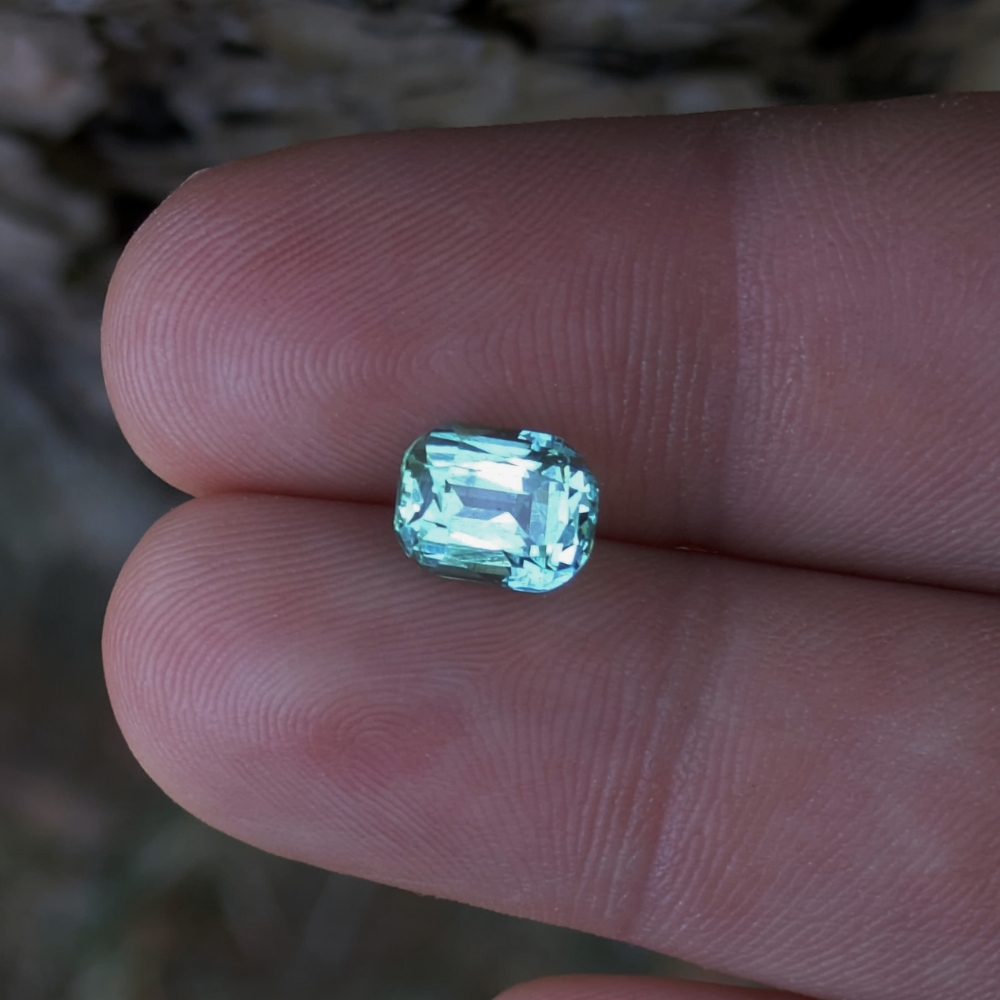 Open Color Afghanistan Seafoam Green Tourmaline 2.51 Carat Litnon.com