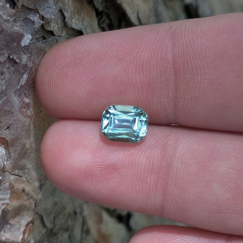 Open Color Afghanistan Seafoam Green Tourmaline 2.51 Carat Litnon.com