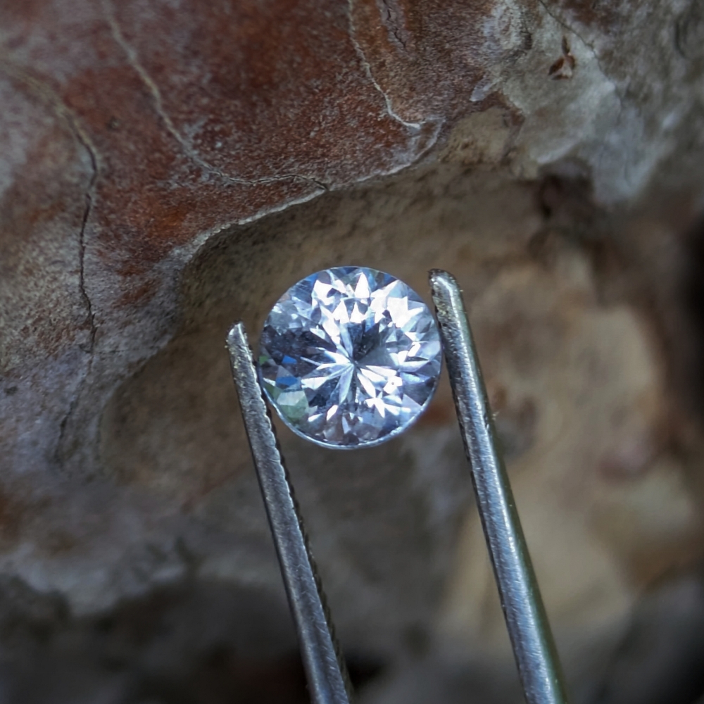 Light Sky Blue Montana Sapphire 0.66 Carats Litnon.com