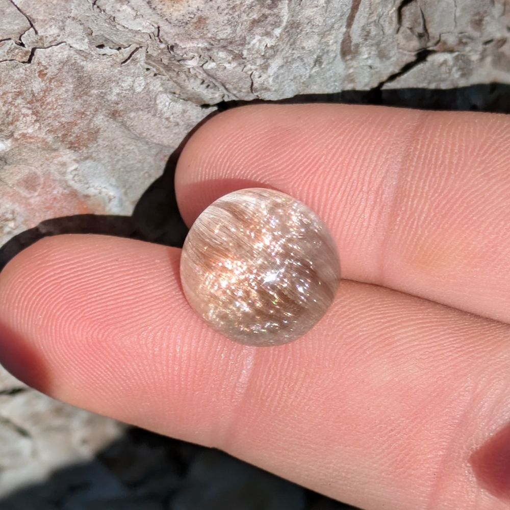 Very Pretty Golden Rutile Quartz Cabochon 18.44 Carats Litnon.com