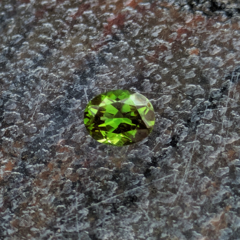 Perfect Green Lab Grown Yttrium Aluminum Garnet YAG 1.73 ct Litnon.com