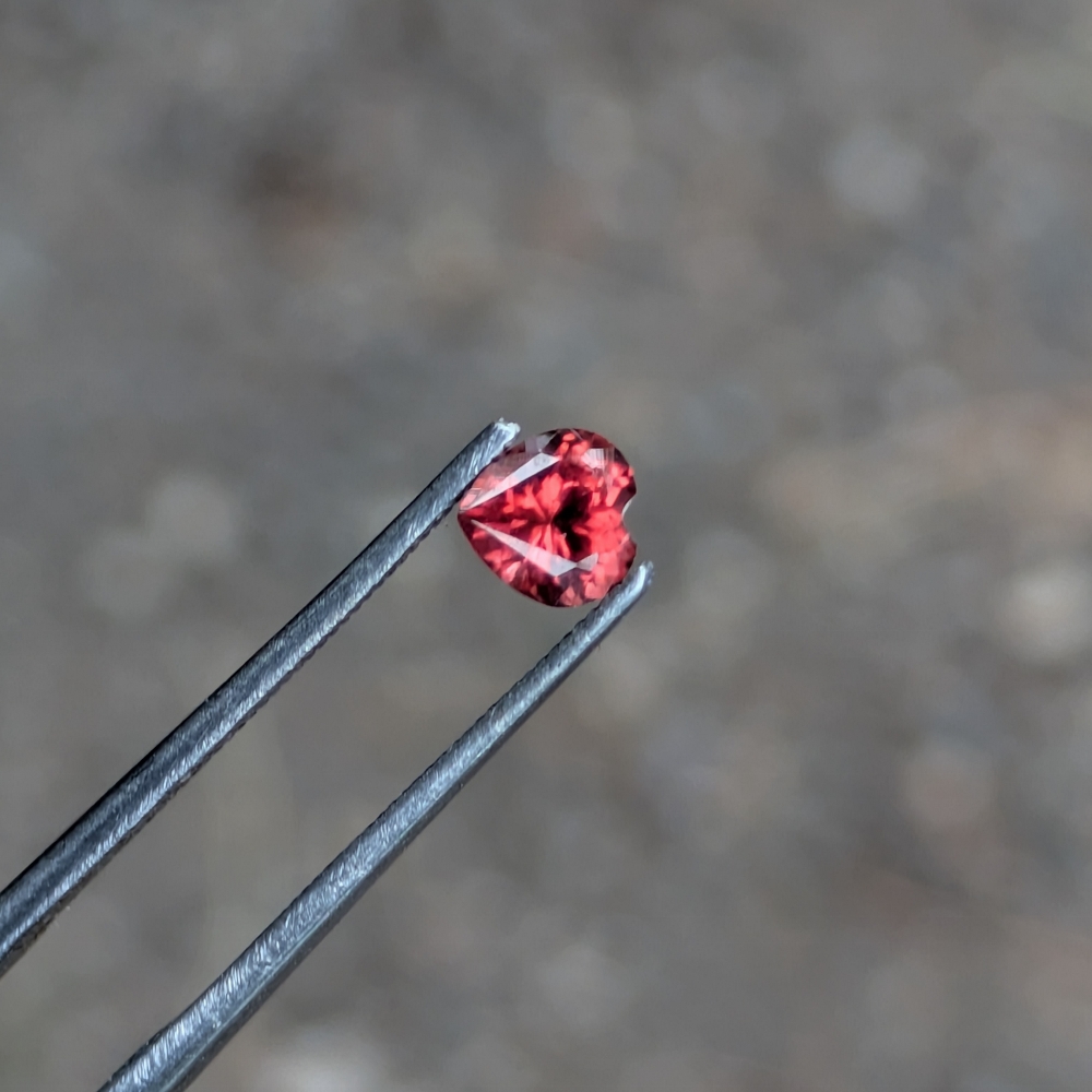 Well Cut Malaya Malaya Garnet Tanzania 0.48 Carats  Litnon.com