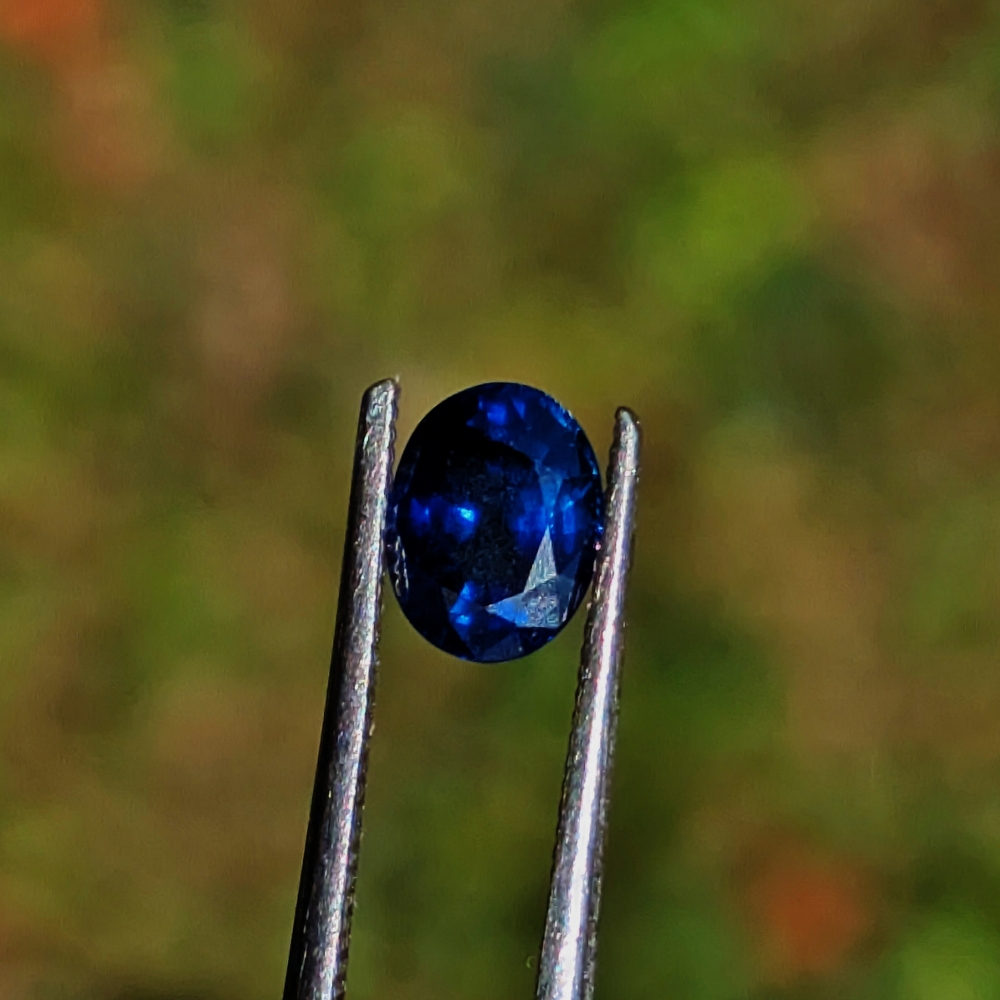 Deep Color Royal Blue Natural Sapphire Ceylon 0.97 Carats Litnon.com