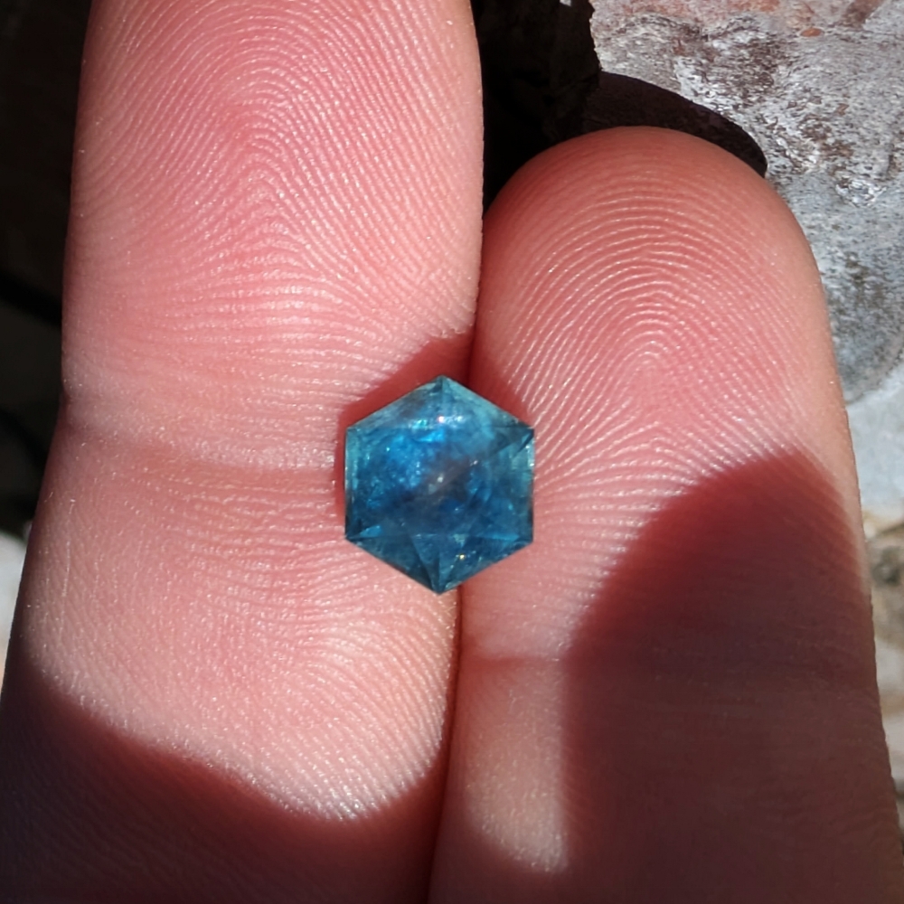 USA Cutting Unheated Montana Sapphire 3.18 Carats Litnon.com