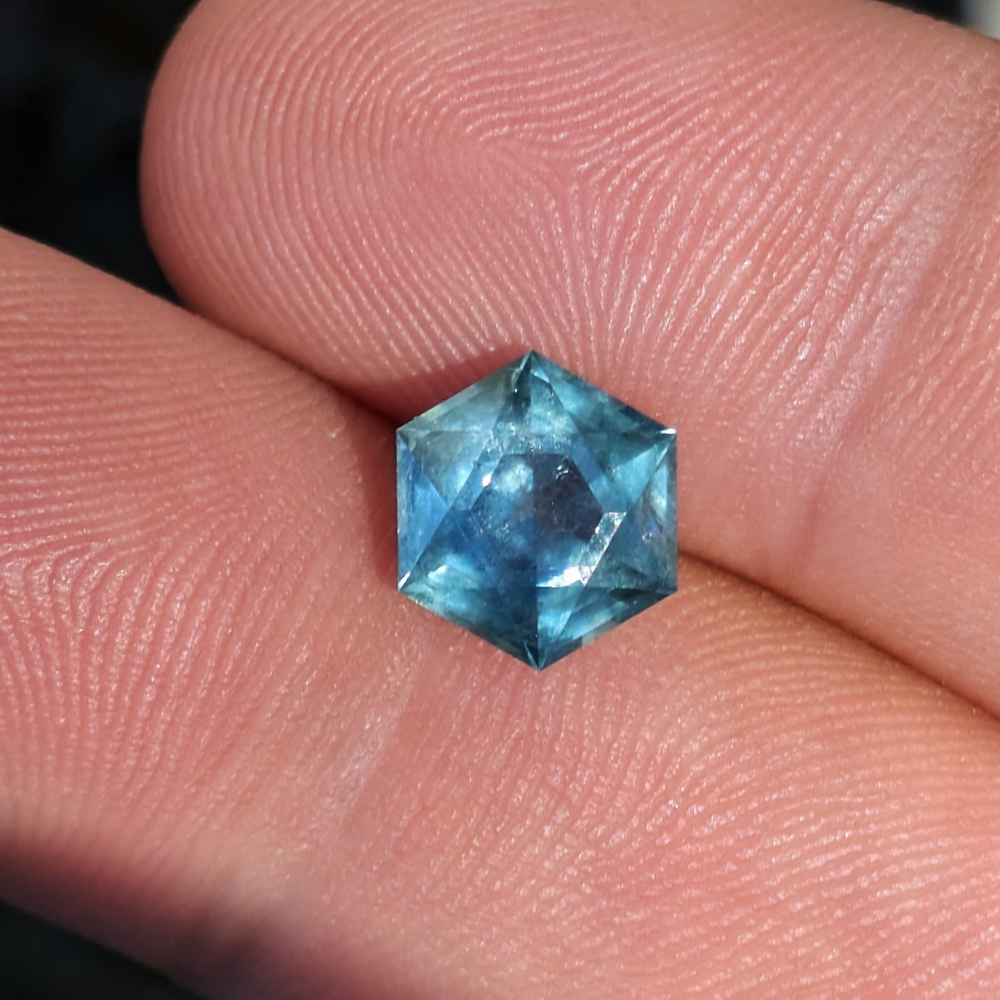USA Cutting Unheated Montana Sapphire 3.18 Carats Litnon.com