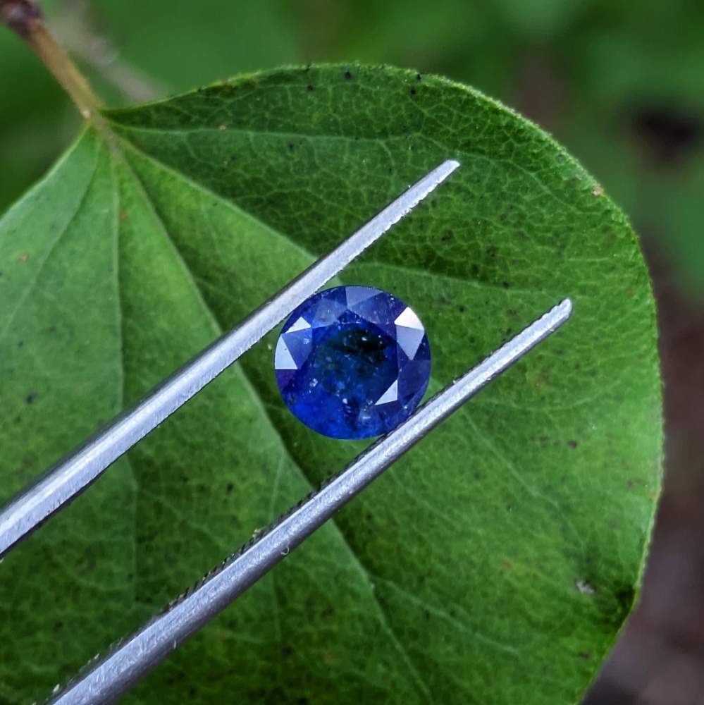 Natural Ceylon Sapphire 1.25 Carats Sri Lanka  Litnon.com